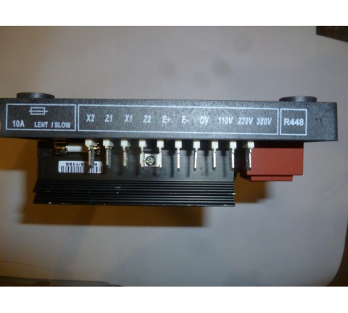 Регулятор напряжения R448/R448 AVR (006765) Регулятор напряжения R448/R448 AVR (006765)
